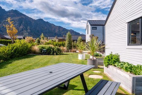Photo of property in 7 Polperro Court, Jacks Point, Queenstown, 9371
