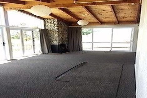 Photo of property in 18 Queens Road, Waikanae Beach, Waikanae, 5036