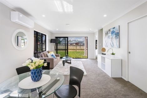 Photo of property in 8c Mahon Place, Papatoetoe, Auckland, 2025