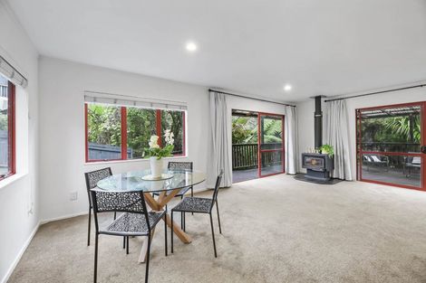 Photo of property in 15a Katrina Place, Massey, Auckland, 0614