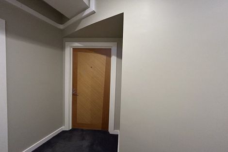 Photo of property in 17 Kent Terrace - Kent Apartments, 5b/16 Kent Terrace, Mount Victoria, Wellington, 6011