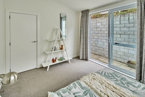 Photo of property in 10 Stanley Street, Berhampore, Wellington, 6023