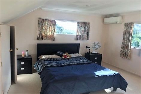 Photo of property in 99b Hutchinson Avenue, New Lynn, Auckland, 0600