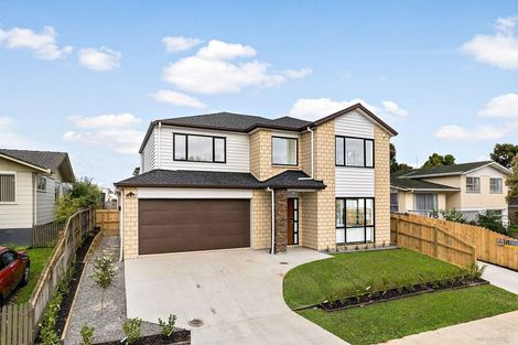 Photo of property in 24 Reelick Avenue, Pakuranga Heights, Auckland, 2010