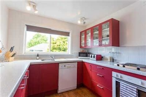 Photo of property in 16 Field Terrace, Upper Riccarton, Christchurch, 8041