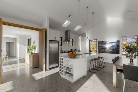 Photo of property in 7 Rabbiters Drive, Jacks Point, Queenstown, 9371