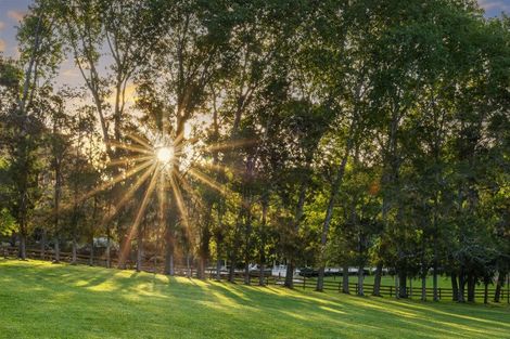 Photo of property in 713 Ararimu Valley Road, Helensville, 0882