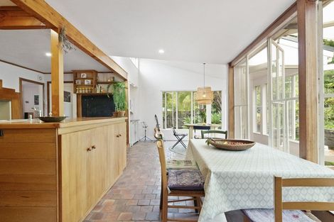 Photo of property in 773 South Titirangi Road, Titirangi, Auckland, 0604