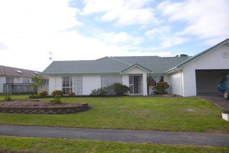 Photo of property in 53 Palmcrest Grove, Highland Park, Auckland, 2010