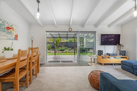 Photo of property in 3 Ocean Beach Road, Tairua, 3508