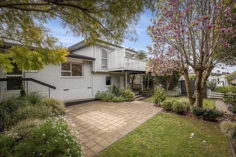 Photo of property in 30 Edgecumbe Road, Tauranga, 3110