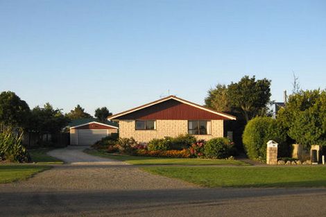 Photo of property in 62 North Terrace, Darfield, 7510