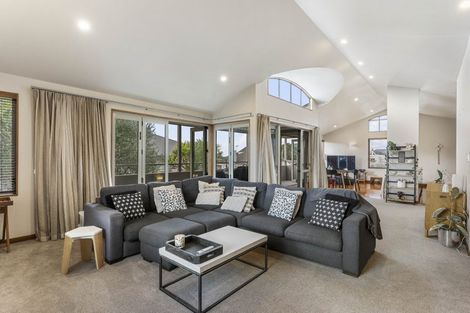 Photo of property in 1/94 Kitchener Road, Milford, Auckland, 0620