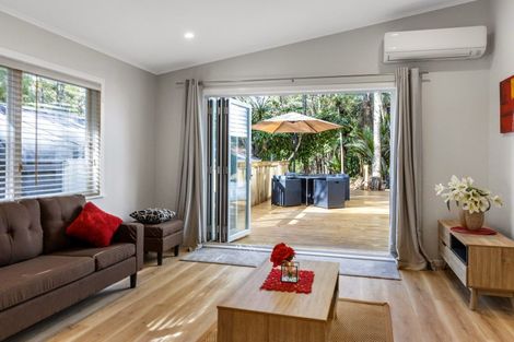 Photo of property in 45 Park Road, Titirangi, Auckland, 0604