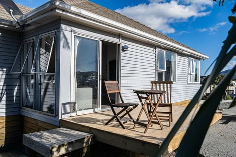 Photo of property in 26 Jillett Street, Titahi Bay, Porirua, 5022