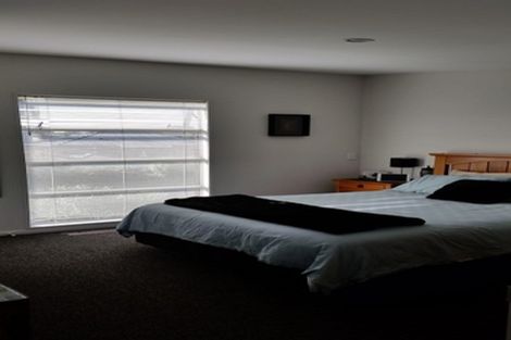 Photo of property in 142 Purchas Street, Edgeware, Christchurch, 8013