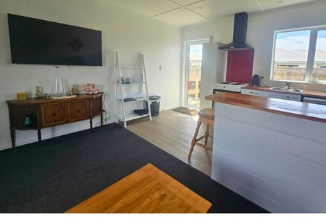 Photo of property in 1/26 Roberts Road, Lansdowne, Masterton, 5810