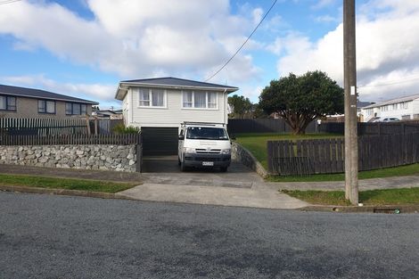 Photo of property in 9 Falcon Street, Cannons Creek, Porirua, 5024