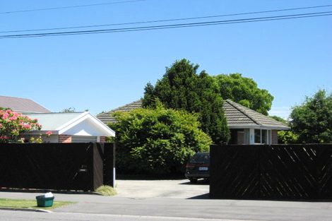 Photo of property in 251 Avonhead Road, Avonhead, Christchurch, 8042