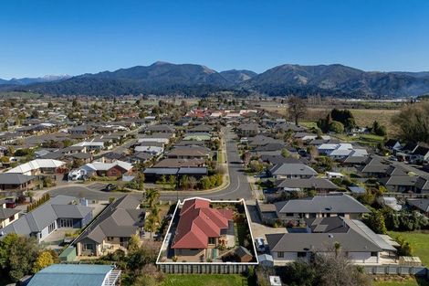 Photo of property in 21 Kitakita Grove, Motueka, 7120