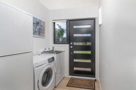 Photo of property in 34 Motukorure Parade, Cooks Beach, Whitianga, 3591