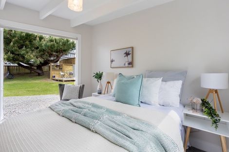 Photo of property in 3b Kowhai Street, Otaki Beach, Otaki, 5512