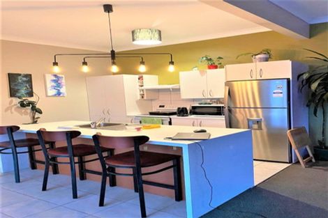 Photo of property in 1/125 Upper Fitzherbert Road, Wainuiomata, Lower Hutt, 5373