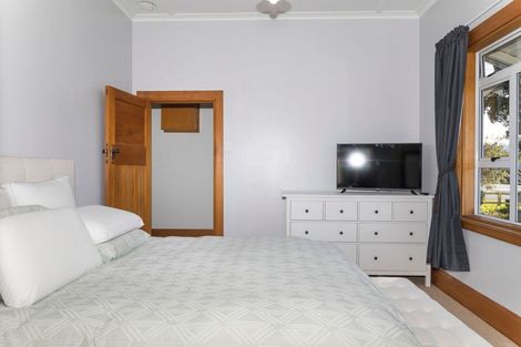 Photo of property in 5 Alexandra Street, Dannevirke, 4930