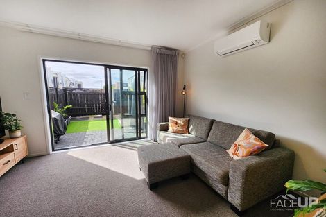 Photo of property in 20 Manarini Road, Westgate, Auckland, 0614