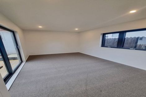 Photo of property in 95 Everglade Drive, Totara Heights, Auckland, 2105