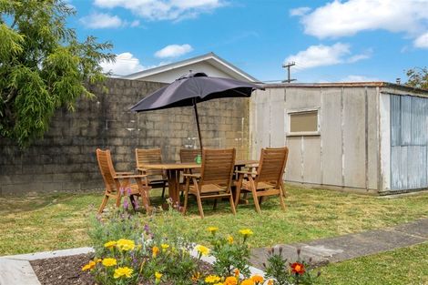 Photo of property in 4 Treadwell Street, Naenae, Lower Hutt, 5011