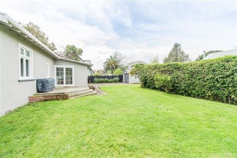 Photo of property in 9 Rawhiti Place, Saint Johns Hill, Whanganui, 4501