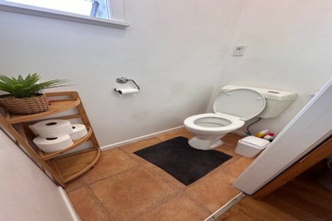 Photo of property in 10 Dundee Place, Blockhouse Bay, Auckland, 0600