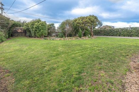 Photo of property in 1929 Parewanui Road, Parewanui, Bulls, 4894