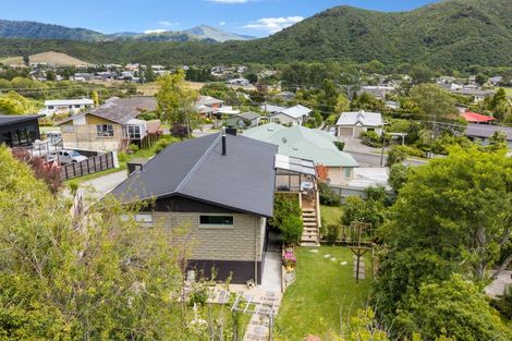 Photo of property in 32-34 Moana View Road, Waikawa, Picton, 7220