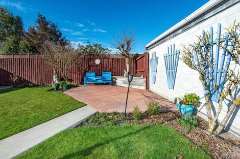 Photo of property in 21 Te Maru Place, Redwood, Christchurch, 8051