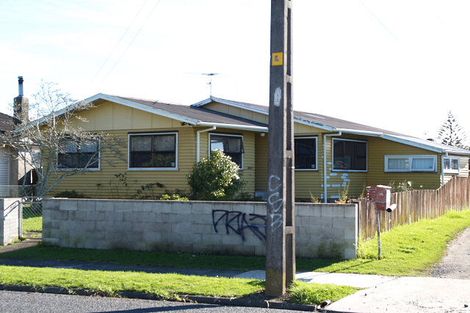Photo of property in 16 Hokianga Street, Mangere East, Auckland, 2024