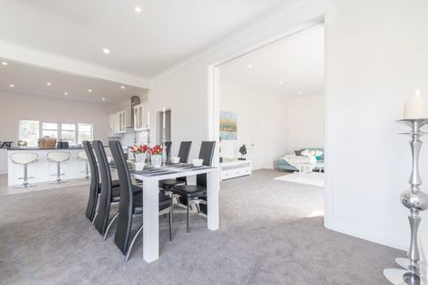 Photo of property in 23 Riverhead Road, Kumeu, 0810