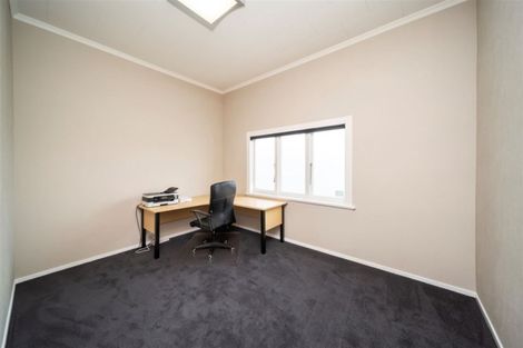 Photo of property in 47 Glover Road, Hawera, 4610