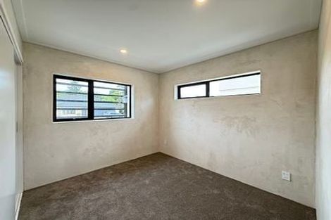 Photo of property in 86a Tiriwa Drive, Massey, Auckland, 0614
