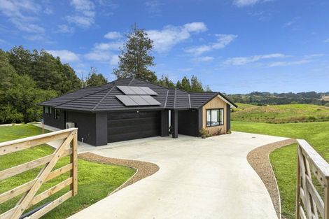 Photo of property in 131 Bodhisattva Road, Waitoki, Silverdale, 0994