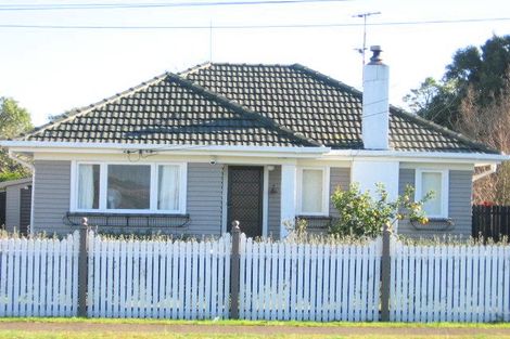 Photo of property in 1/134 Clevedon Road, Papakura, 2110