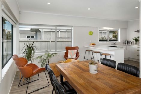 Photo of property in 8 Sandleigh Drive, Athenree, Katikati, 3177