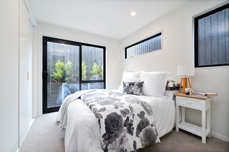 Photo of property in 18b Stratford Avenue, Milford, Auckland, 0620