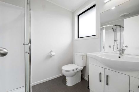 Photo of property in 11 Sunnyside Crescent, Papatoetoe, Auckland, 2025