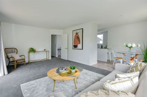 Photo of property in 2/49 Shannon Place, Belfast, Christchurch, 8051