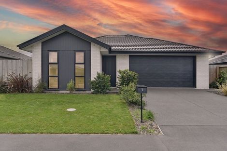 Photo of property in 5 Bill Hammond Drive, Belfast, Christchurch, 8051