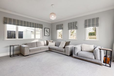 Photo of property in 30 Williams Street, Cambridge, 3434