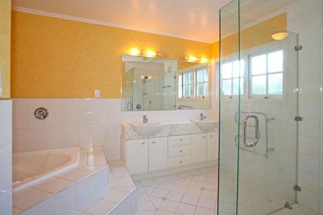 Photo of property in 11 Tyldens Road, Clevedon, Papakura, 2582