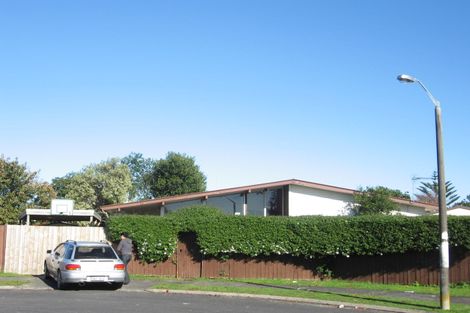 Photo of property in 11 Brent Place, Manurewa, Auckland, 2102